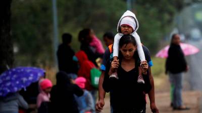 En un comunicado el DHS dijo que los cambios se basan en los continuos esfuerzos de la Administración “para brindar alternativas a la migración peligrosa e irregular hacia la frontera”.