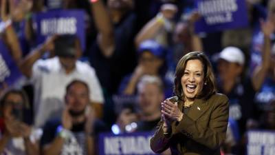 La vicepresidenta de Estados Unidos y candidata demócrata a la Casa Blanca, Kamala Harris, cumple este domingo 60 años de edad haciendo campaña en el estado decisivo de Georgia cuando faltan poco más de dos semanas para las elecciones.