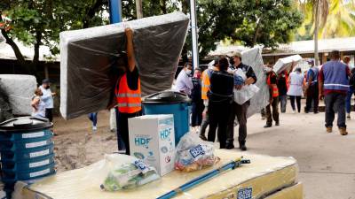 El programa “No están solos” entregó ayuda humanitaria a los damnificados por Eta e Iota Honduras.