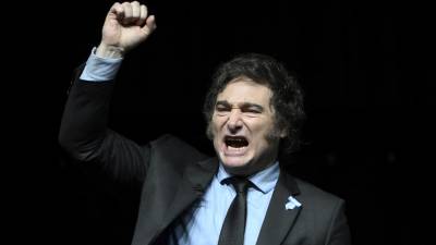 El presidente de Argentina es uno de los invitados a la investidura de Bukele.