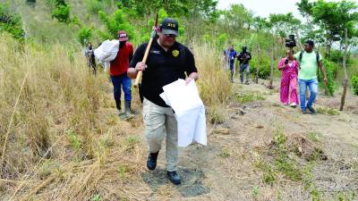 Continuarán excavando en cementerio clandestino de Lomas del Carmen