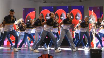 Los “seniors” 2025 ofrecieron un espectacular show con más de 14 coreografías.