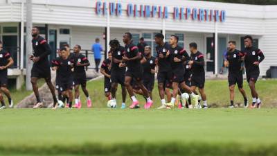 Entrenamiento de Olimpia este viernes previo al duelo ante Victoria.