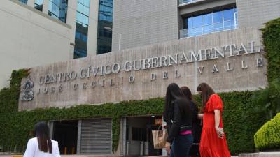 Fotografía muestra al Centro Cívico Gubernamental, donde se ubican la mayoría de oficinas de instituciones que son dependencia del Poder Ejecutivo en Honduras.