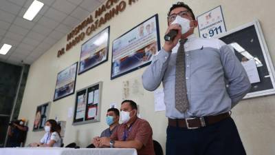 Arturo Ávila, director del hospital Mario Catarino Rivas