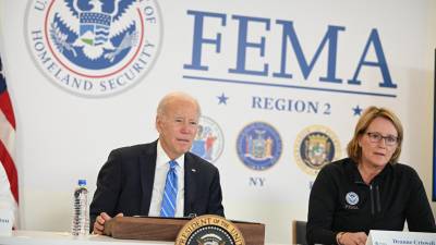 Biden suspendió un evento en Florida tras informársele sobre la posible llegada de Ian a ese estado como un ciclón mayor.