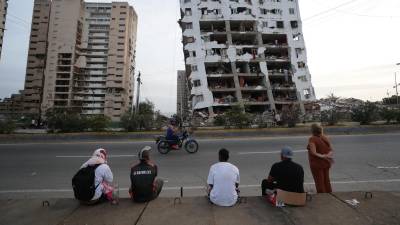La presidenta encargada de Venezuela, Delcy Rodríguez, confirmó este jueves 164 muertos y 971 heridos a causa de los dos potentes terremotos que sacudieron este miércoles a su país, donde aseguró se han contabilizado 30 réplicas en las últimas horas.