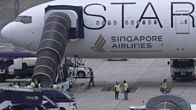 Singapore Airlines afirmó estar cooperando en la investigación del incidente que dejó un muerto y decenas de pasajeros heridos por las fuertes turbulencias.