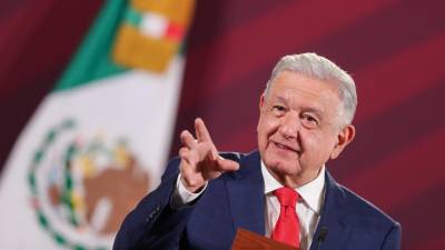 López Obrador afirmó que la DEA habría filtrado la información sobre los viajes de lujo del jefe del Ejército, Luis Crescencio Sandoval.