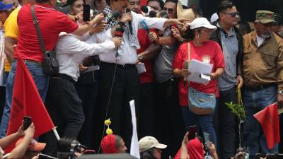 El coordinador general Manuel Zelaya Rosales en un evento político.