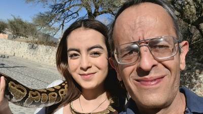 Andrés Pechir Hernández, padre de Mariana, reveló que cuando su hija le habló de su nueva amiga (Teresa), sintió una corazonada.