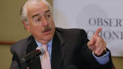 Pastrana confirmó que el abordaría la aeronave la misma tarde que se estrelló.