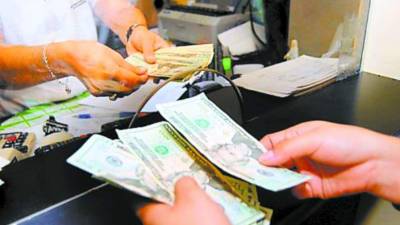 La propuesta para prohibir en Honduras el cobro de servicios públicos podría tomar nuevamente fuerza debido a una proyecto que busca impulsar el diputado Jorge Luis Cálix, del partido Libertad y Refundación.