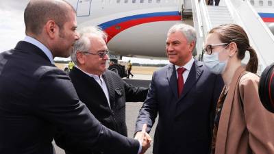 Laureano Ortega, asesor presidencial e hijo del gobernante Daniel Ortega, recibió al presidente de la Duma rusa Viacheslav Volodin, en el aeropuerto de Managua.