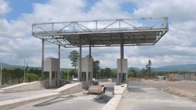 Avanza construcción de casetas en Siguatepeque.