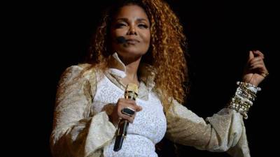 Janet Jackson pospone su gira mundial.