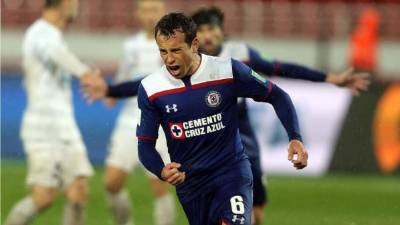 Gerardo Torrado marcó dos goles en el triunfo ante Sydney Wanderers.