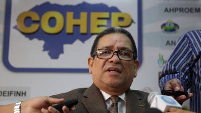 Urtecho pidió que se fiscalice a los profesionales independientes del país.