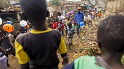 El Informe Mundial sobre la Trata de Personas 2014 cita a Kenia como fuente, lugar de tránsito y destino de la trata de personas.