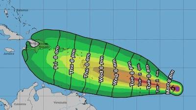 Fotografía muestra la localización de la tormenta tropical Bret en el Atlántico y su posible trayectoria en los próximos días. EFE/NOAA