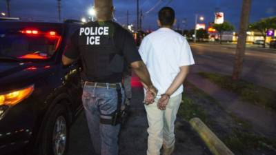 El ICE ha redoblado sus operativos migratorios en las ciudades santuario, como Nueva York y Los Ángeles.