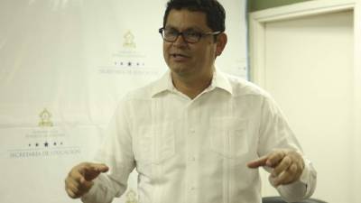 Ministro de Educación, Marlon Escoto.