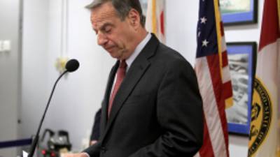 Bob Filner negoció su salida tras una reunión con los concejales.