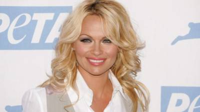 La actriz y modelo canadiense, Pamela Anderson.