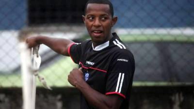 José Velázquez Colón volverá al Victoria.