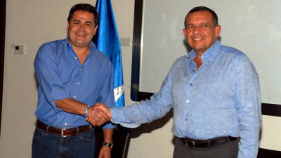 Mandatario Porfirio Lobo Sosa visita a Juan Orlando para felicitarlo por su triunfo.