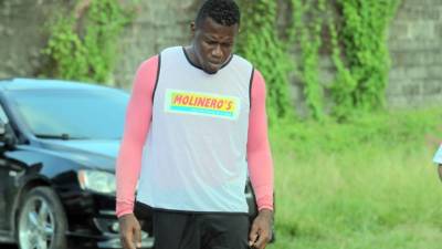 Jhon Bodden fue sancionado por seis meses tras su agresión al árbitro.