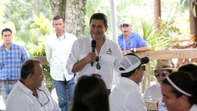 El candidato Hernández anunció los cambios.