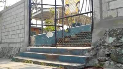 La maestra de 50 años fue asesinada por dos sujetos que le dispararon cuando salía de la escuela.