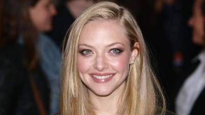 La bella actriz Amanda Seyfried se convirtió en madre de una niña. Foto: AFP.