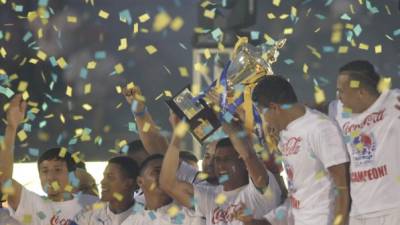Olimpia alzó su Copa 29 de la Liga Nacional de Honduras.