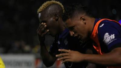 Rubilio Castillo tras celebar su gol anotado.