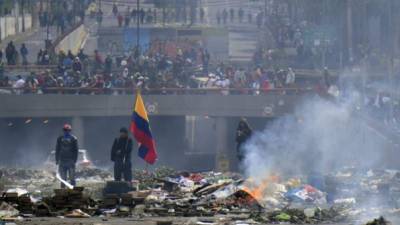 Quito amaneció con toque de queda debido a las violentas protestas ocurridas el sábado.