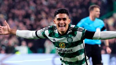 Prensa internacional sigue hablando maravillas de Luis Palma luego de su gol ante Atlético de Madrid en la Champions League.