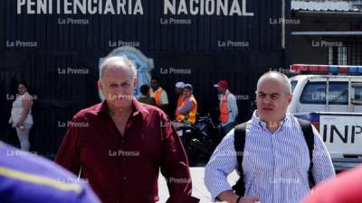 Un tribunal absolvió a Mauricio Mora, cuñado de Rosa Elena de Lobo, de ocho delitos de fraude y lavado de activos por 'insuficiencia probatoria'.