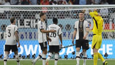 La plantilla de Alemania no podía creer la derrota en el inicio del Mundial.