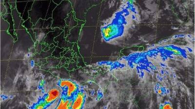 El fenómeno natural genera vientos máximos sostenidos de 120 kilómetros por hora. Foto cortesía del SMN de México.
