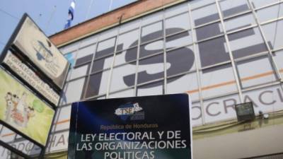 QuejasLa nueva queja de la Oposición contra el TSE se llama Carlos Romero. El funcionario del RNP está asignado al TSE mientras duran las elecciones.