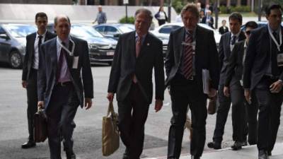 Representantes de la Unión Europea llegaron hoy a Montevideo. AFP