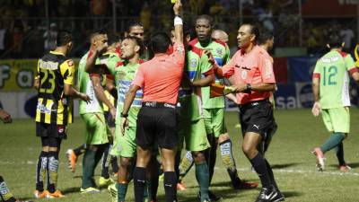 Real España y Marathón fueron multados.