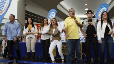 Las estrellas invitadas al RotaGol 2014 fueron atractivo en Diunsa Pedregal.