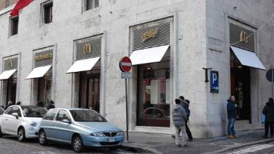 El 'restaurante museo' permite ver los hallazgos arqueológicos de manera gratuita.