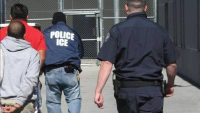 Llegan con tantas historias dramáticas a sus espaldas, que Luisa y Mark Zwick, fundadores de la casa del inmigrante Casa Juan Diego, han escrito un libro y llenan un periódico con testimonios de los que han conseguido llegar a Houston (EEUU) para iniciar una vida en la clandestinidad.