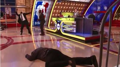 El tremendo golpe que se dio el famoso exjugador estadounidense de baloncesto de la NBA, Shaquille O'Neal, se ha convertido en un 'trending topic' mundial.