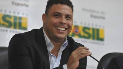 Ronaldo es actualmente socio del equipo de fútbol Fort Lauderdale Strikers, en donde milita el hondureño Iván Guerrero.