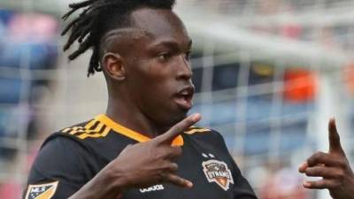 Alberth Elis podría llegar a la segunda división de Inglaterra.